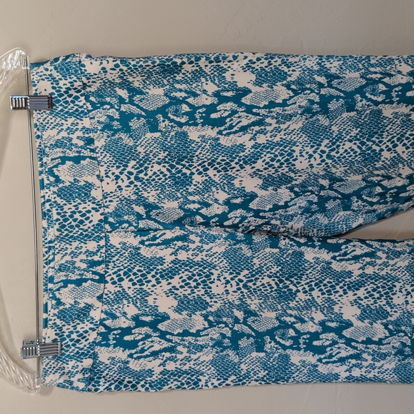 KRAZY LARRY Reptile Print Pull-On Skinny Legging Size 12 - Picture 4 of 13